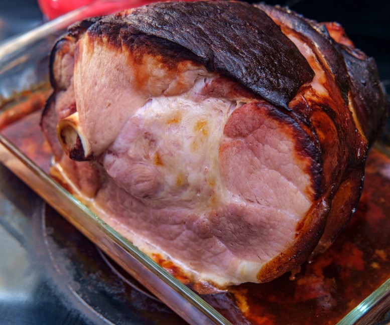 beatifully cooked holiday ham